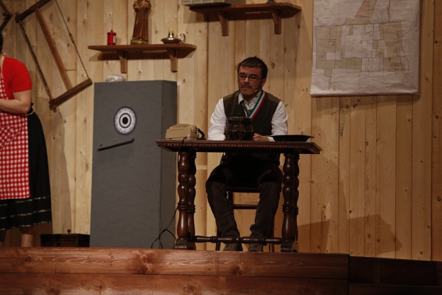 Aggiungi un posto a tavola (2013)