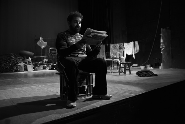 Sotto un ponte, lungo un fiume (2016)